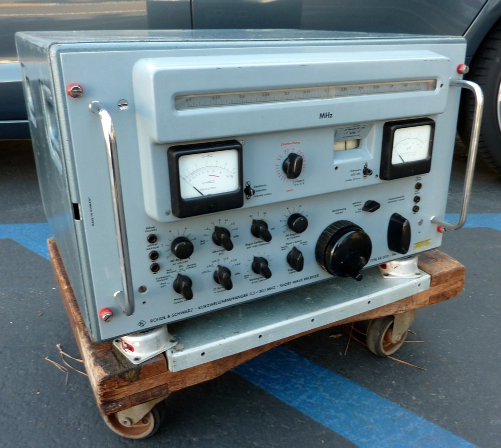 Rohde & Schwarz EK-07D Short Wave Receiver