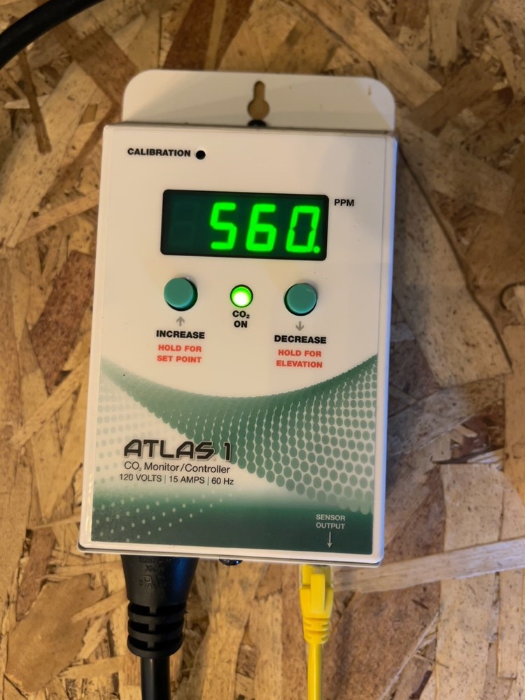 Titan atlas 1 CO2 controller 