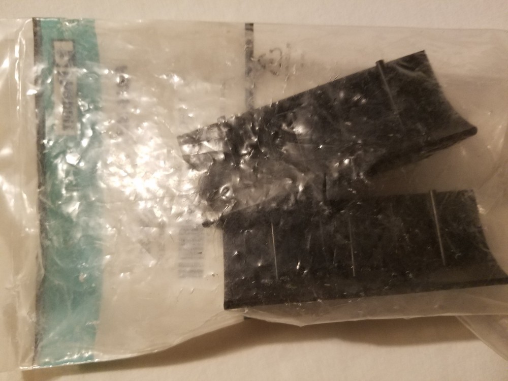 00534-32 Bend Radius Clip Panduit