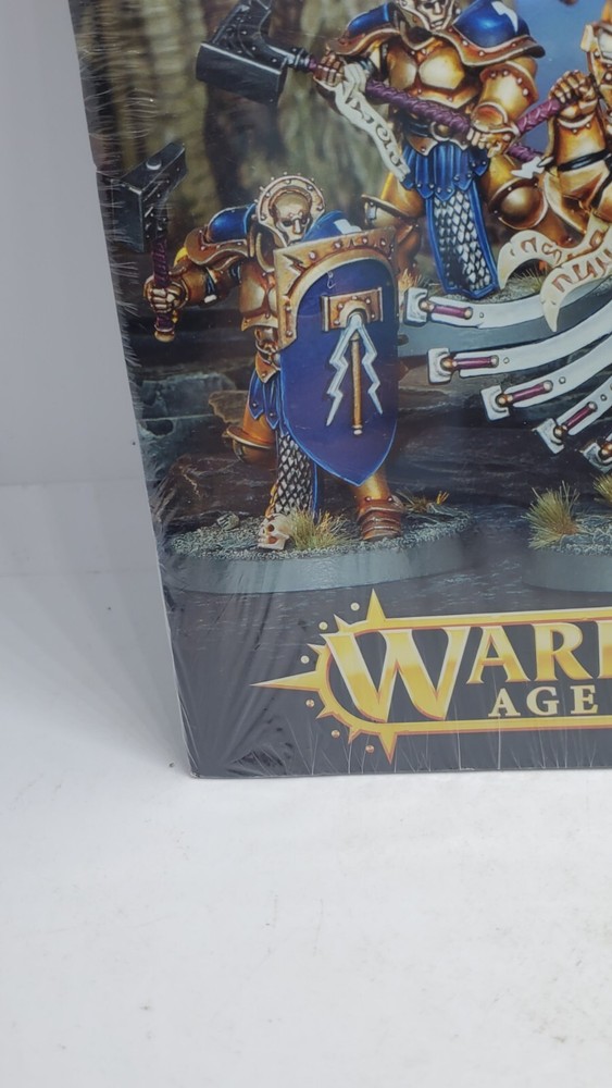 White Dwarf Issue 79 1 August 2015 New in Shrink