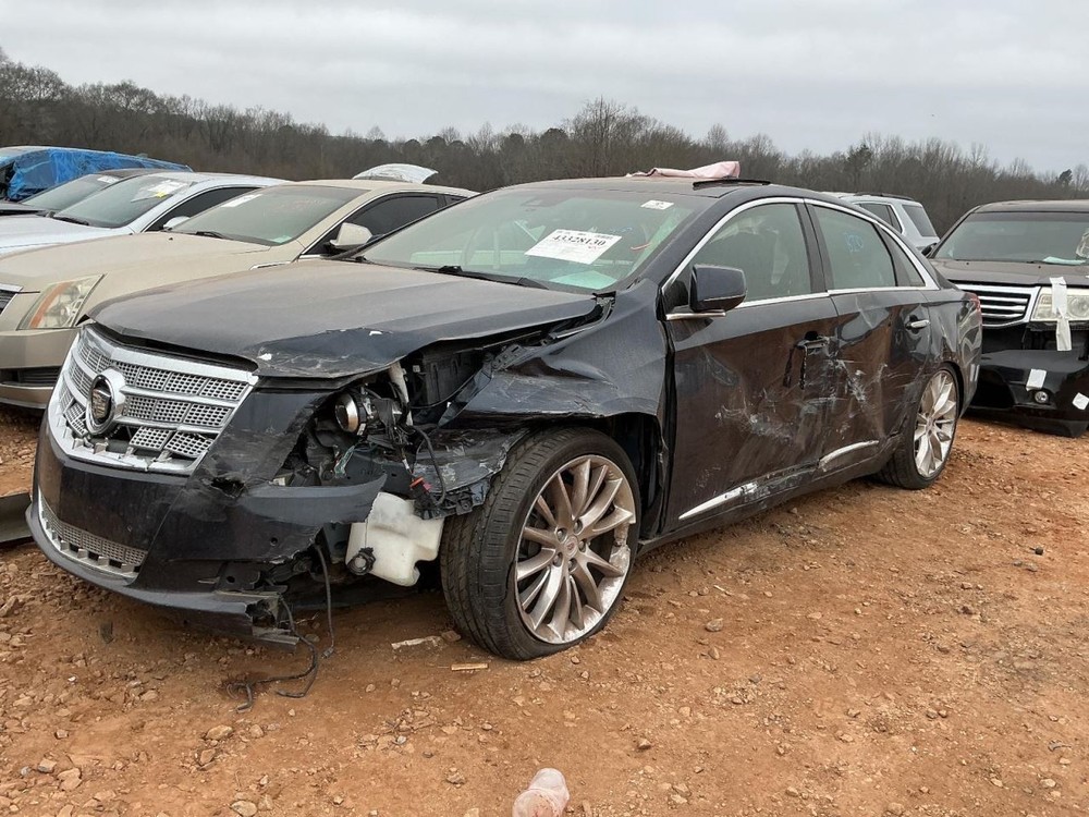 XTS 2013 Glove Box 4921910