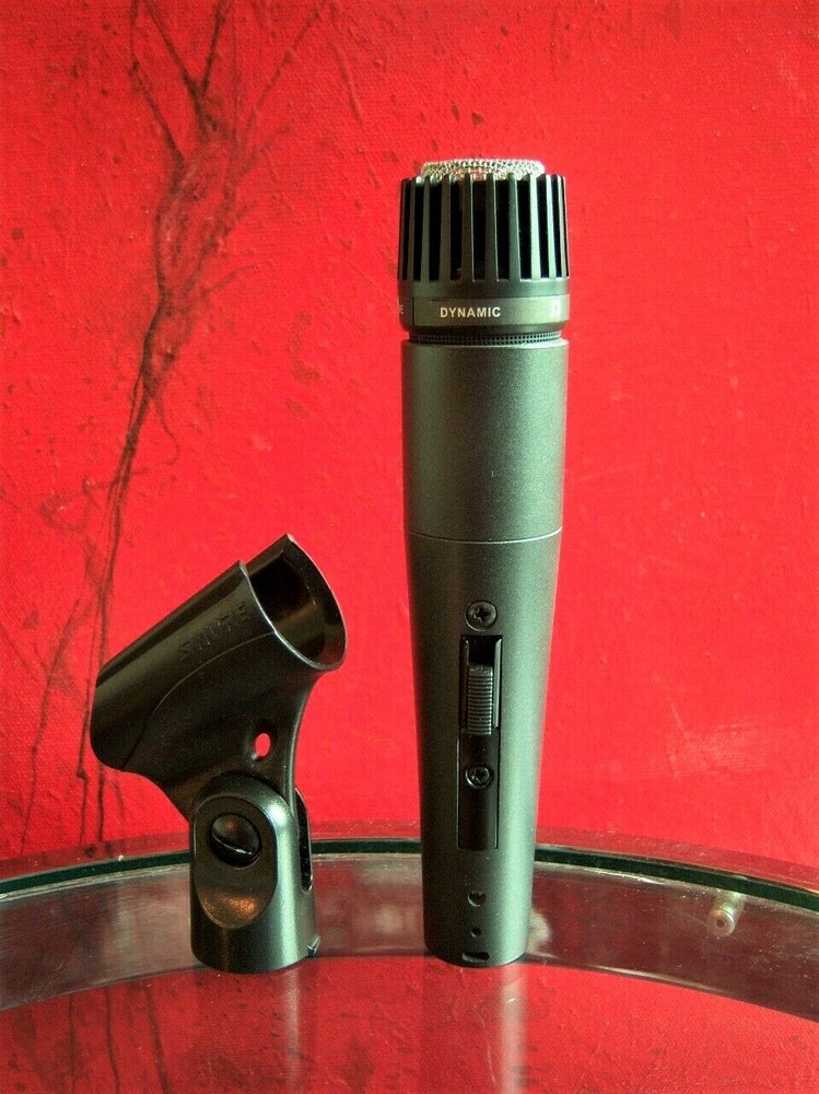 Moukey MWm-4 dynamic cardioid microphone w extras