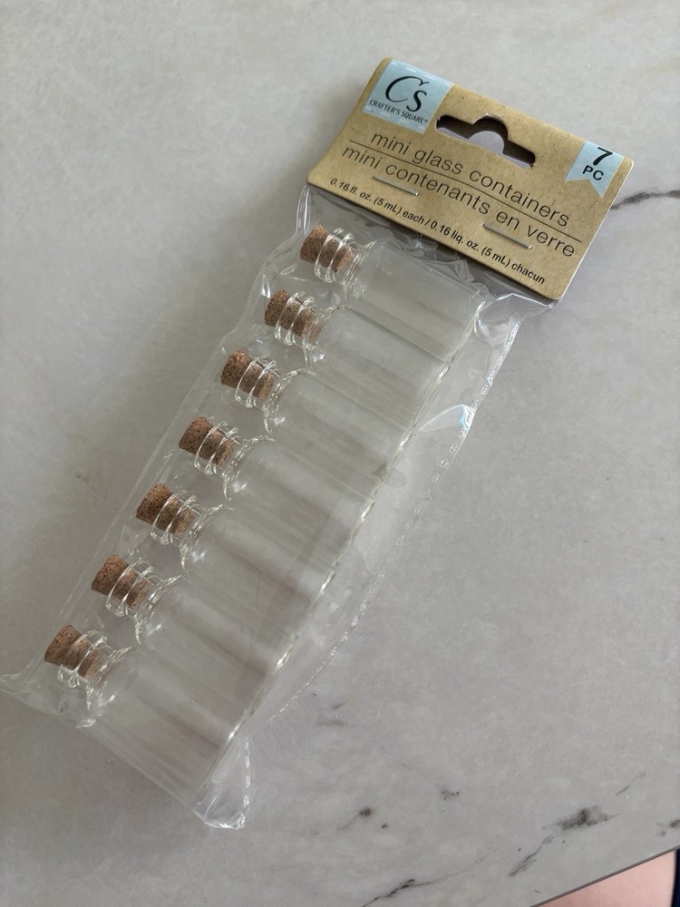 Mini Glass Containers Set Cork Bottle 5ml Each