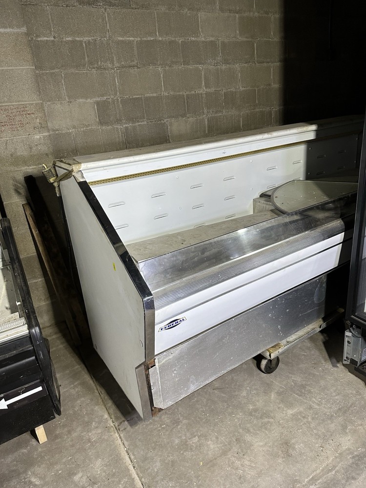 Federal 8 ft. Refrigerated Open Merchandiser with a new Compressor