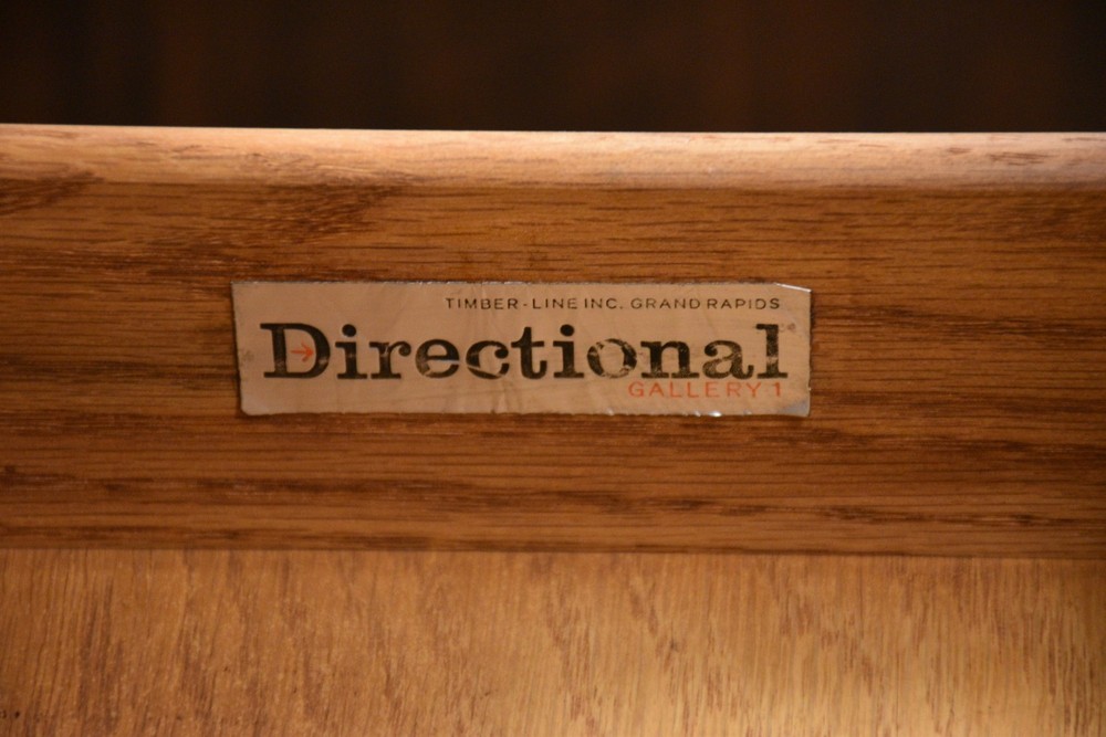 Refinished Walnut Bar by Milo Baughman for Directional