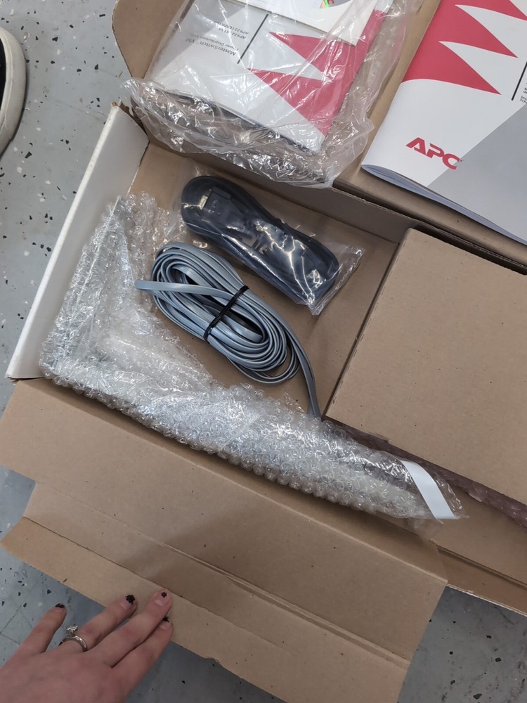 APC AP92221X166 Master switch Power Distribution Unit