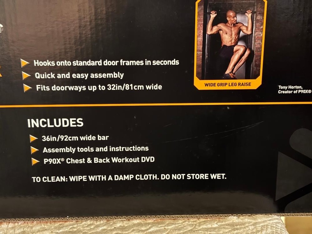 P90x Multi Grip Pull Up Bar (Brand New in the Box.)