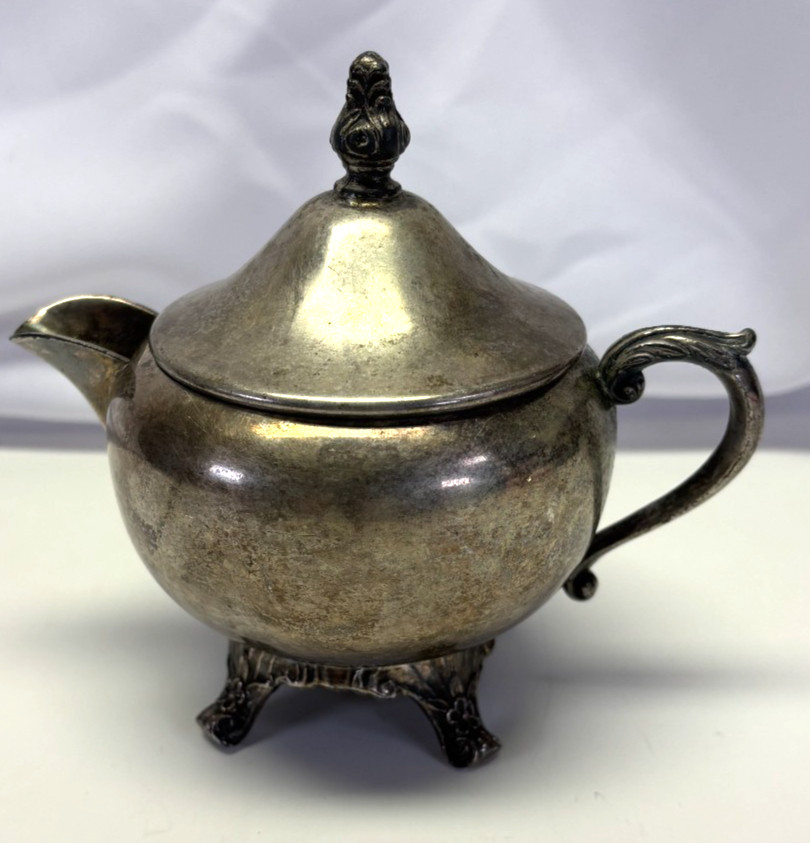 Leonard Silverplate Footed Creamer Pitcher With Lid