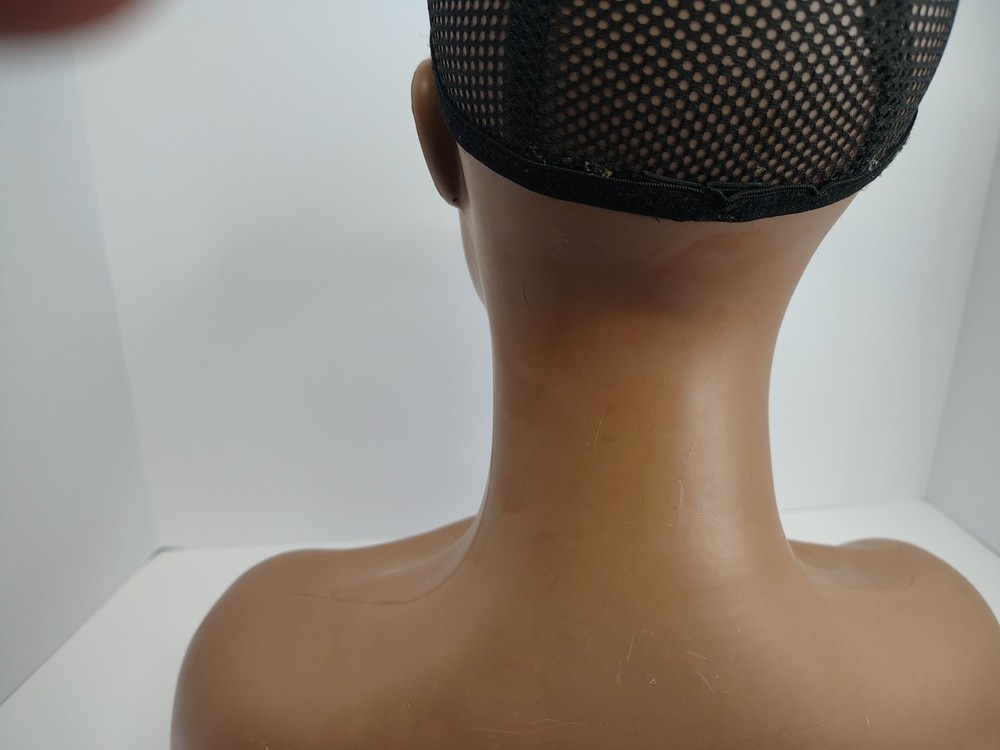 Female Mannequin Head With Shoulders