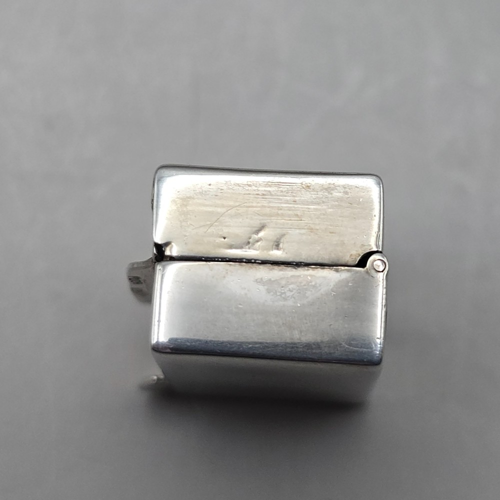 Antique Small Continental 800 Silver Pill Box Snuff Box