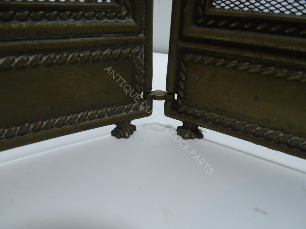 VINTAGE FIRE PLACE SCREEN 4 PANELS WITH DRAGONS