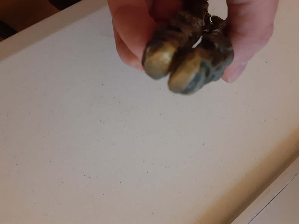 VTG./ ANTIQUE SOLID BRASS NUTCRACKER W/ CHERUB HANDLES