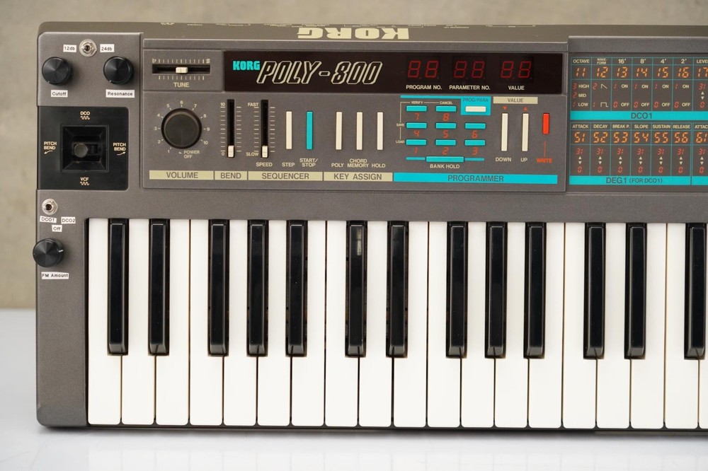 Korg Poly-800 Polyphonic Synthesizer w/ Filter Mods & Original Box #56009