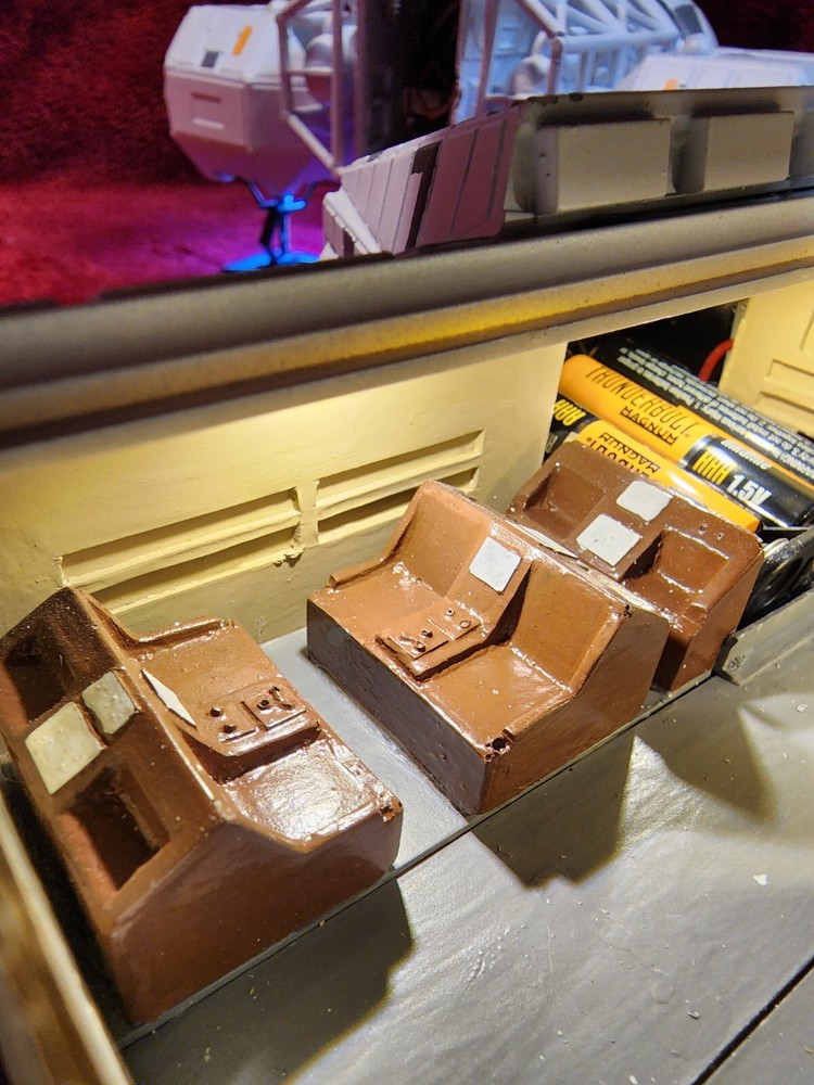 Space: 1999 Eagle 2 Lit Model With Complete Lab Interior, SOUND EFFECTS!!!!!!!!