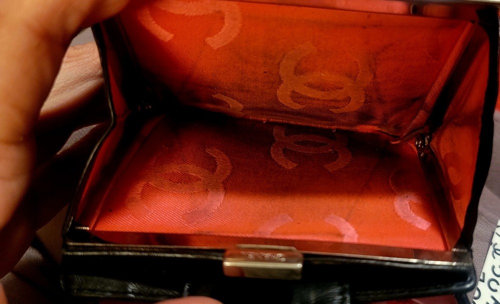 Authentic CHANEL CC Cambon leather quilted compact wallet