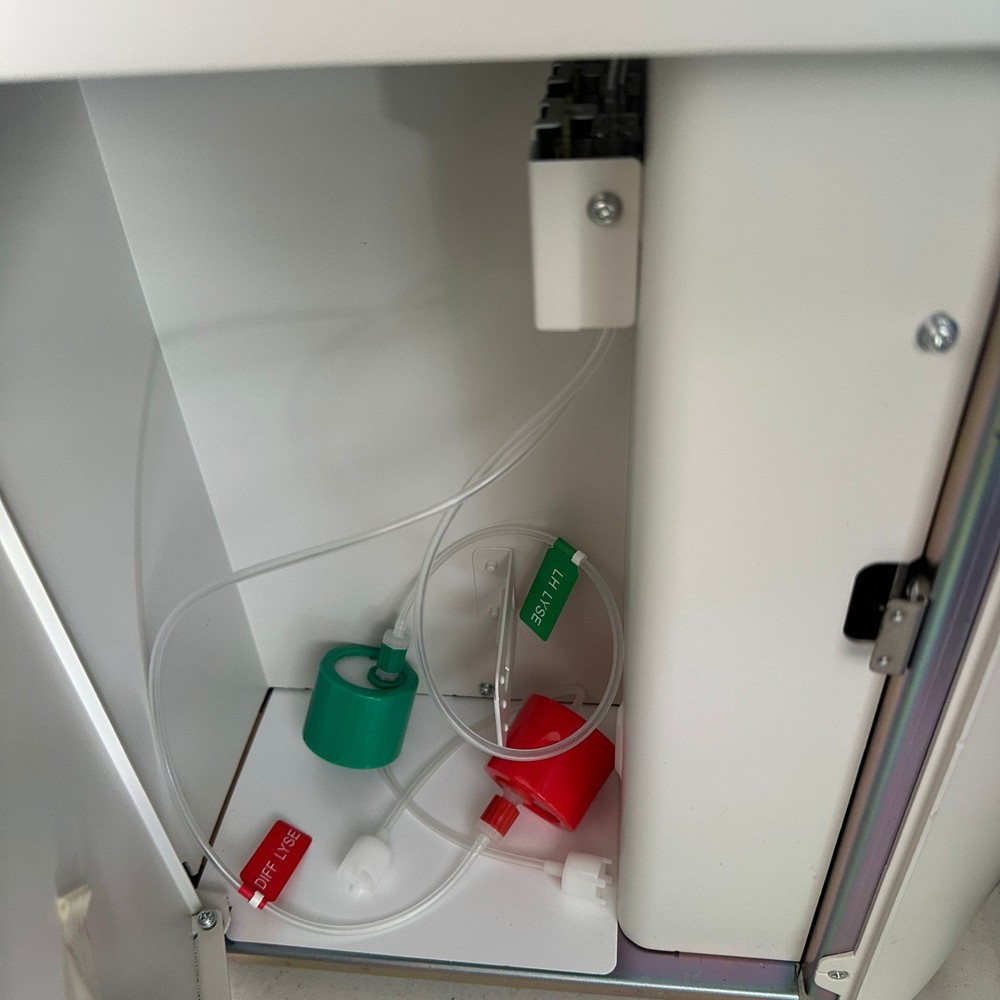 Heska Antech Mindray Element HT5 Auto Hematology Analyzer 5-Part Differential