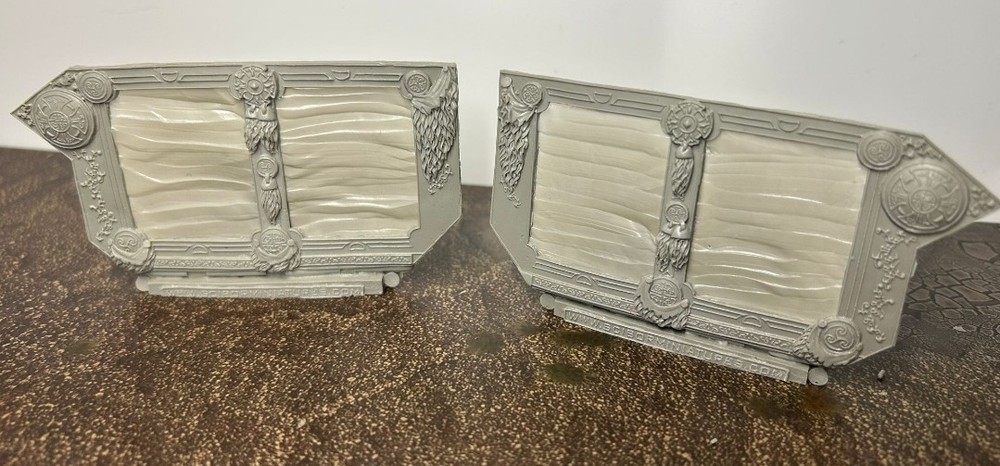 Scribor Miniatures Resin Cast Spartan Bits Pack Doors Panels