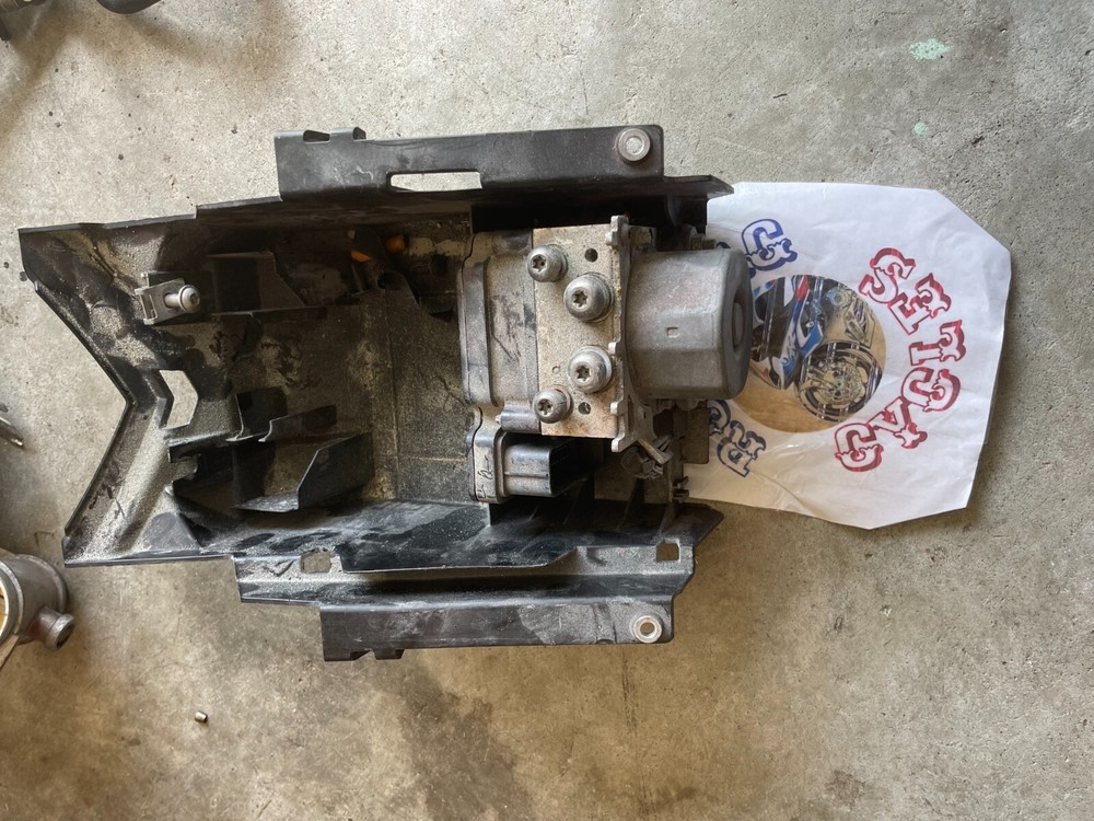 09-14 BMW S1000RR OEM ABS PUMP UNIT MODULE W/Battery BOX