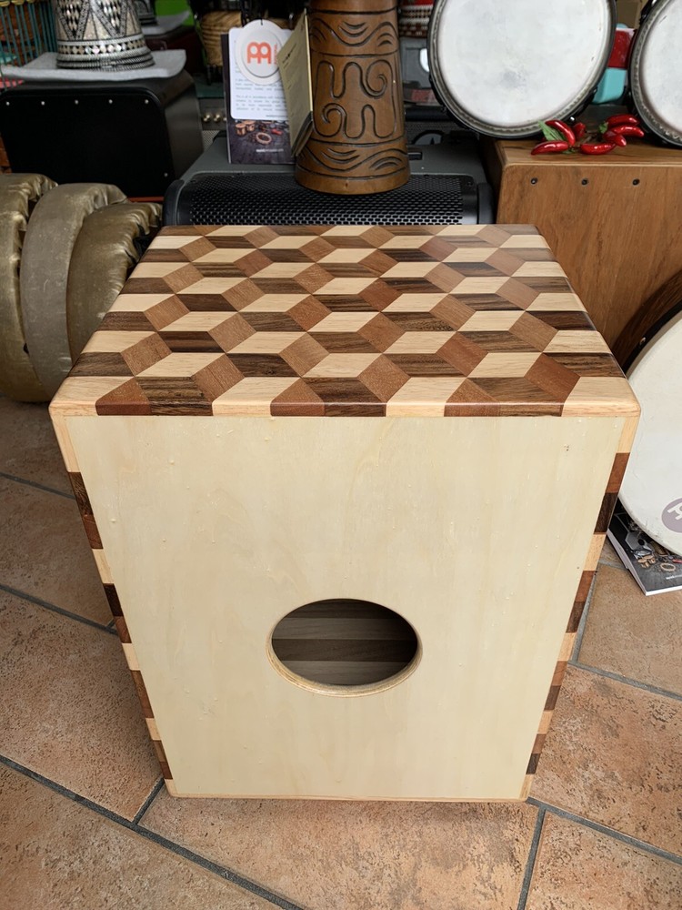 CAJON PROFESSIONALE LATIN PERCUSSION (LP) 3D CUBE STRING