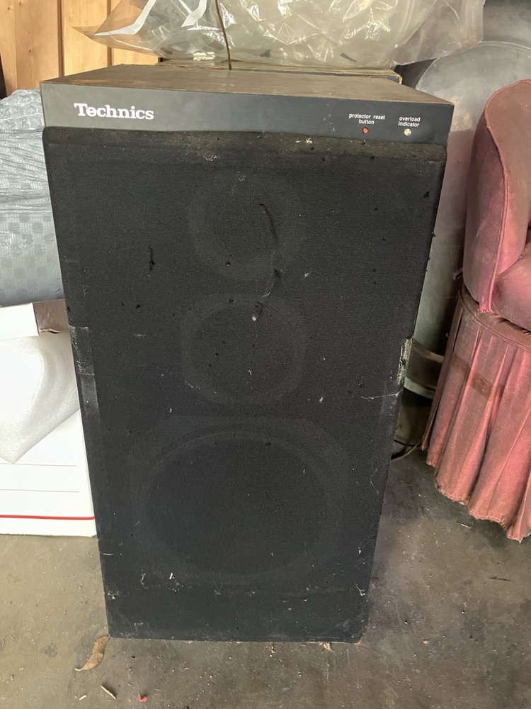 Pair Of Technics Speakers 13”x13”x26”tall