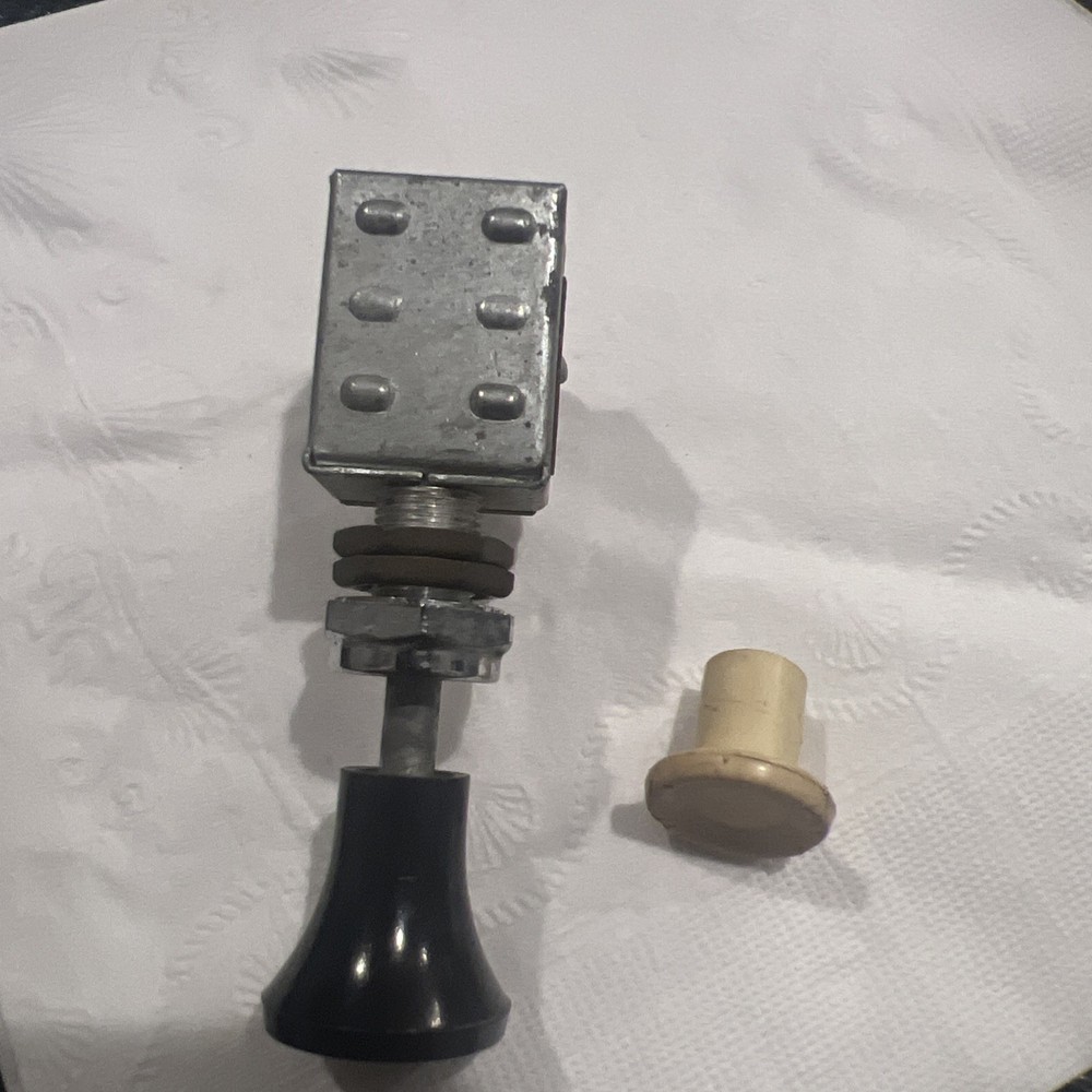 Cessna 172G NAV navigation light switch 0713026-4 SPST