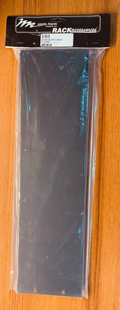 MIDDLE ATLANTIC Products EB3 3SP  Flanged Econo Rack Blank