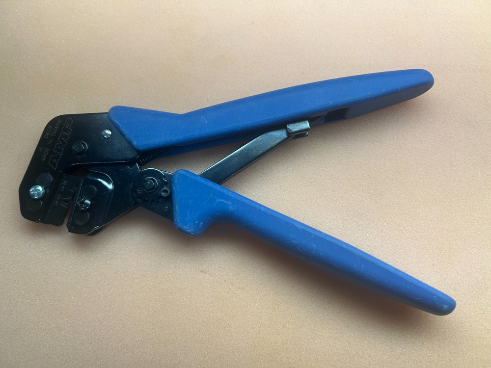 AMP H-0609 Crimping Tool w/58448-2 Die