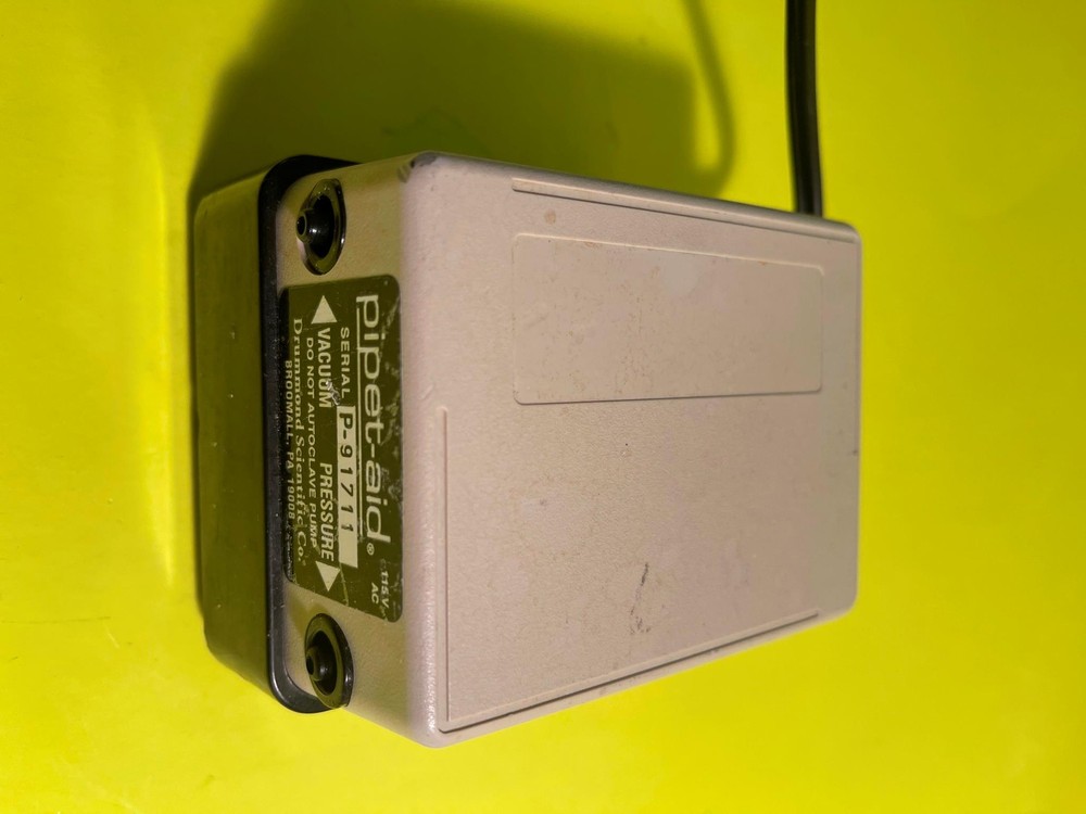 Drummond Pipette Aid with Pump - Used