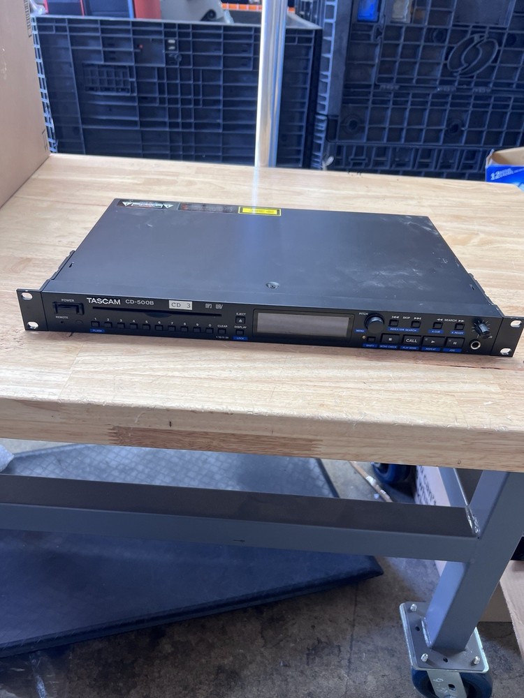 TASCAM CD-500B Rack-Mountable CD Player