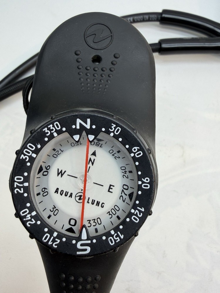 APEKS VALVE REGULATOR COMPUTER & GEAR (2019 CERTIFIED MODEL) READ DESCRIPTION!