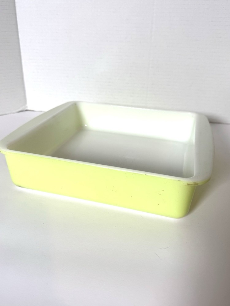 Vintage Pyrex Avocado Green Square Baking Dish 8 inch Ovenware