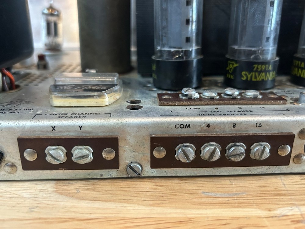 Fisher Model KX200 Integrated Stereo Master Control Amplifier Sericed Excellent