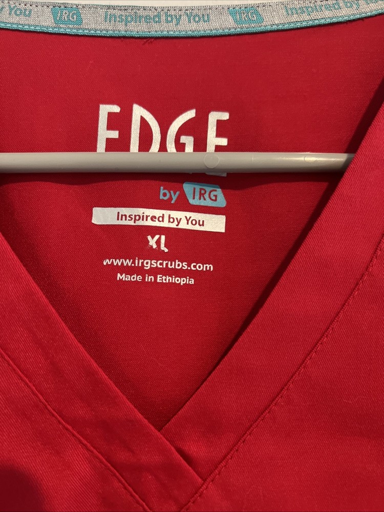 Edge by IRG Red Scrub Set Xl Top And Bottom