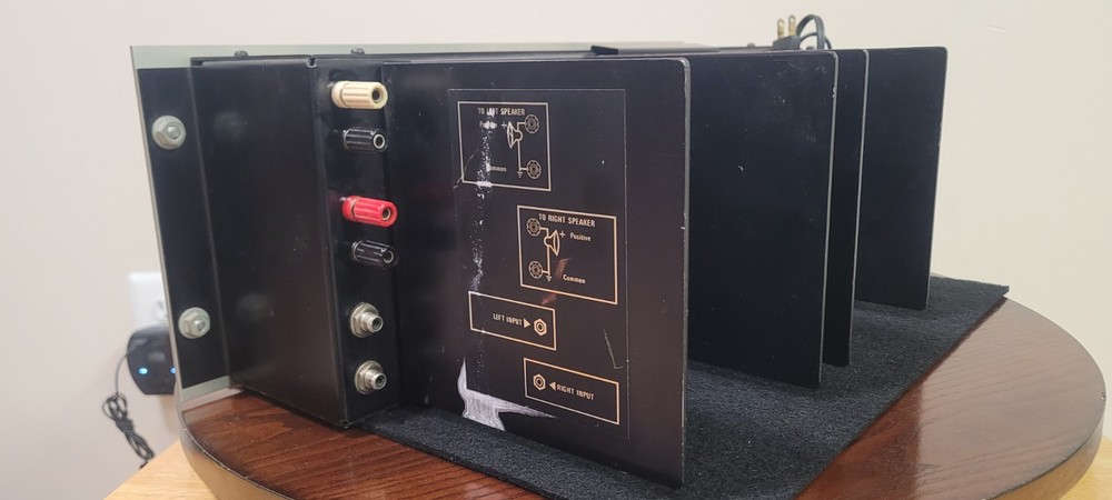 Phase Linear 400 Amplifier. Tested, Works.