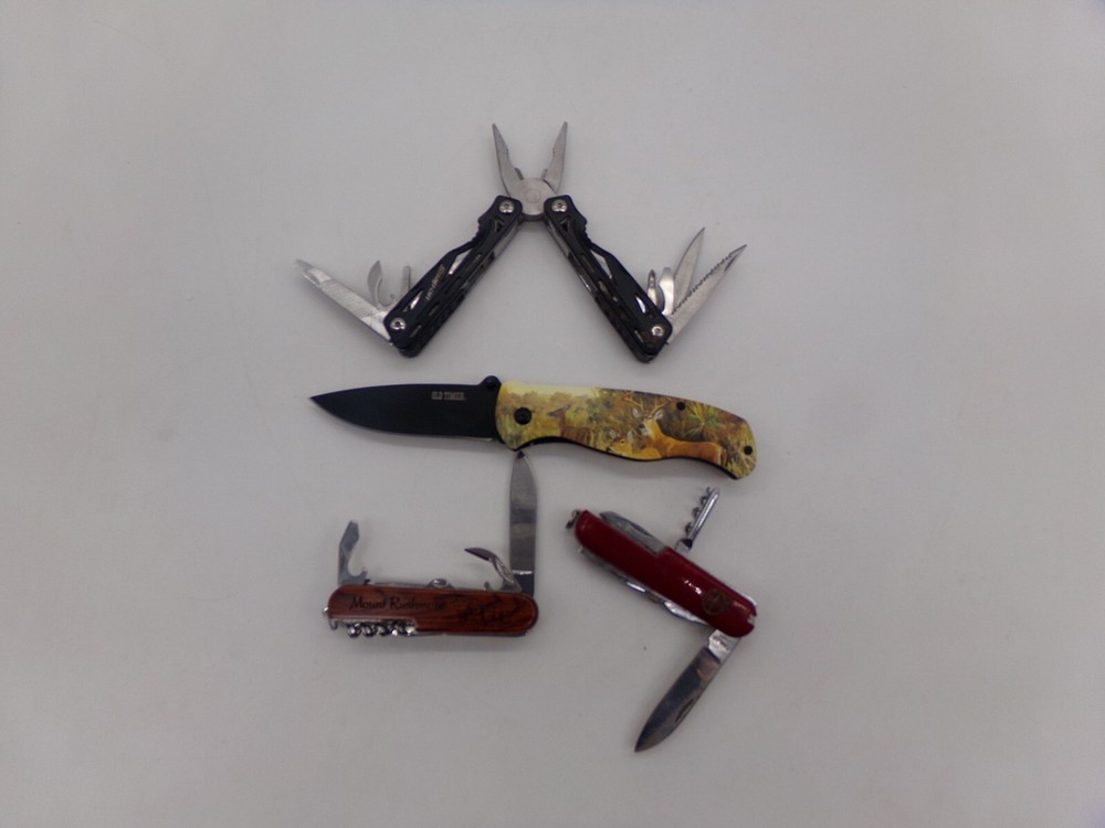 Mount Rushmore Souvenir Engraved& Snap On Multi Pocket Knife & 2 More-READ!!!!!!