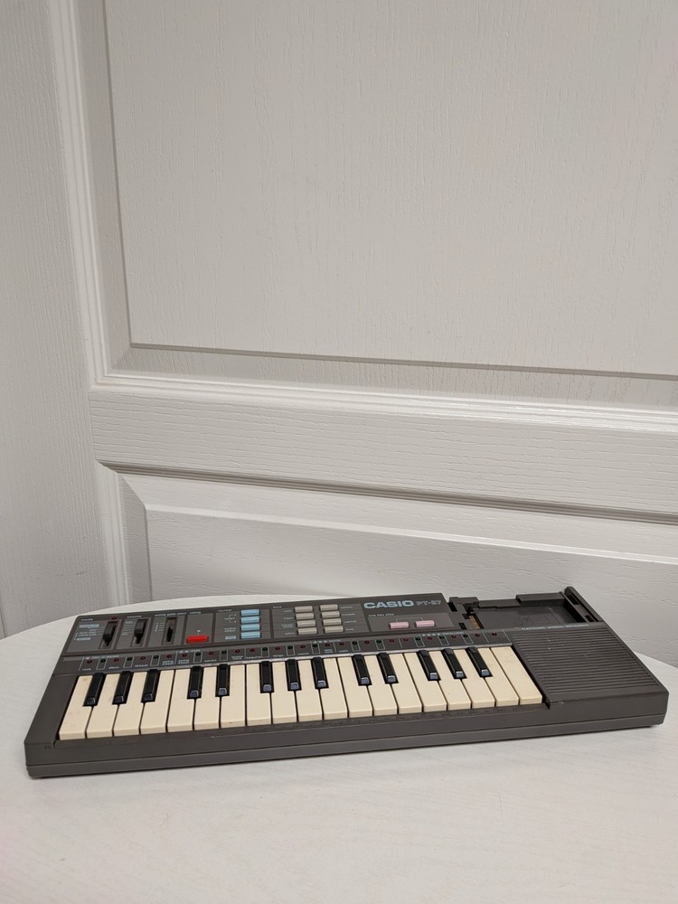 Vintage 80's Casio Casitone Casiotone PT-87 Synth Keyboard