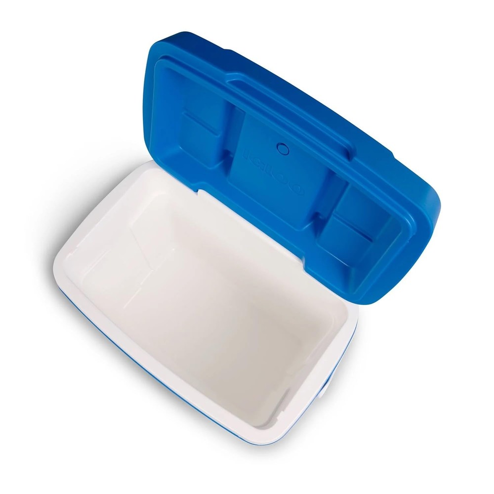 Igloo 30 Quart Cooler, Blue