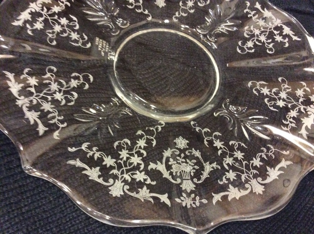 Clear Etched Depression Glass Handle Cake Platter Pre-Owned