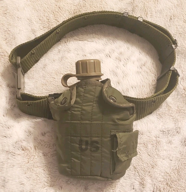 Military Issue Canteen, Pre-owned