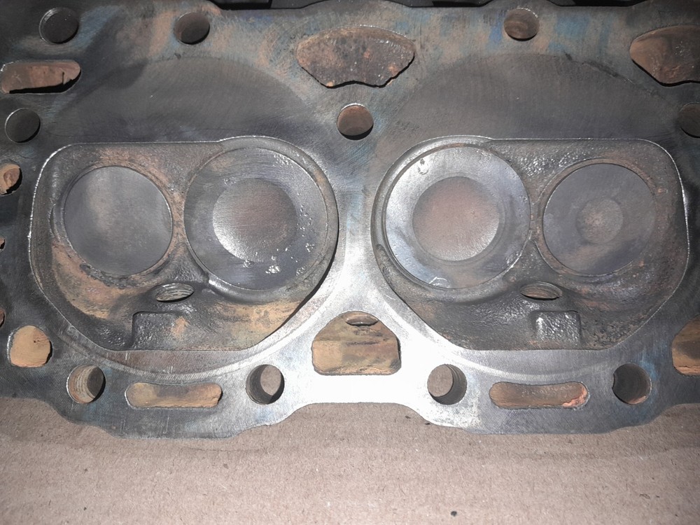 Mercruiser / OMC 4.3 Cylinder Head