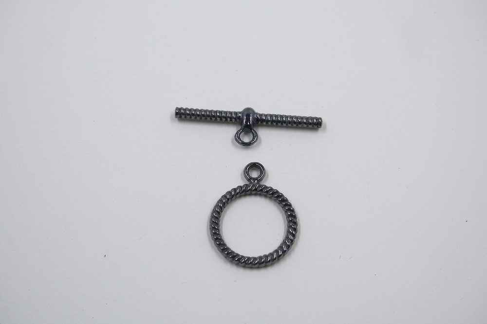 Rope Circle Toggle Clasp Gunmetal Tone