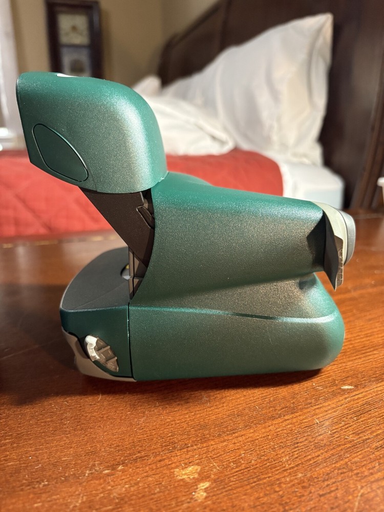 Green Polaroid One Step Express 600 Camera, Missing Handle Strap, + Expired Film