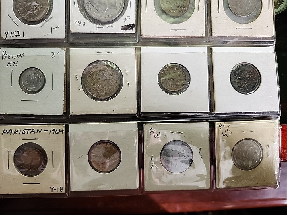 Foreign Coin 20 Lot