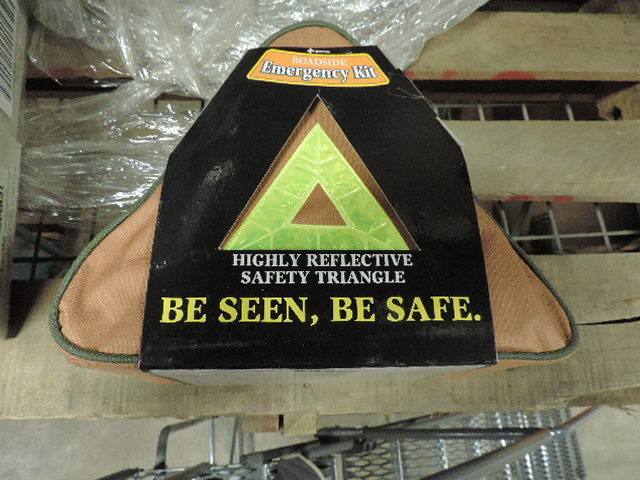 TRIANGLE ROADSIDE EMERGENCY KIT INCLUDES BOOSTER CABLES, 2/PACK