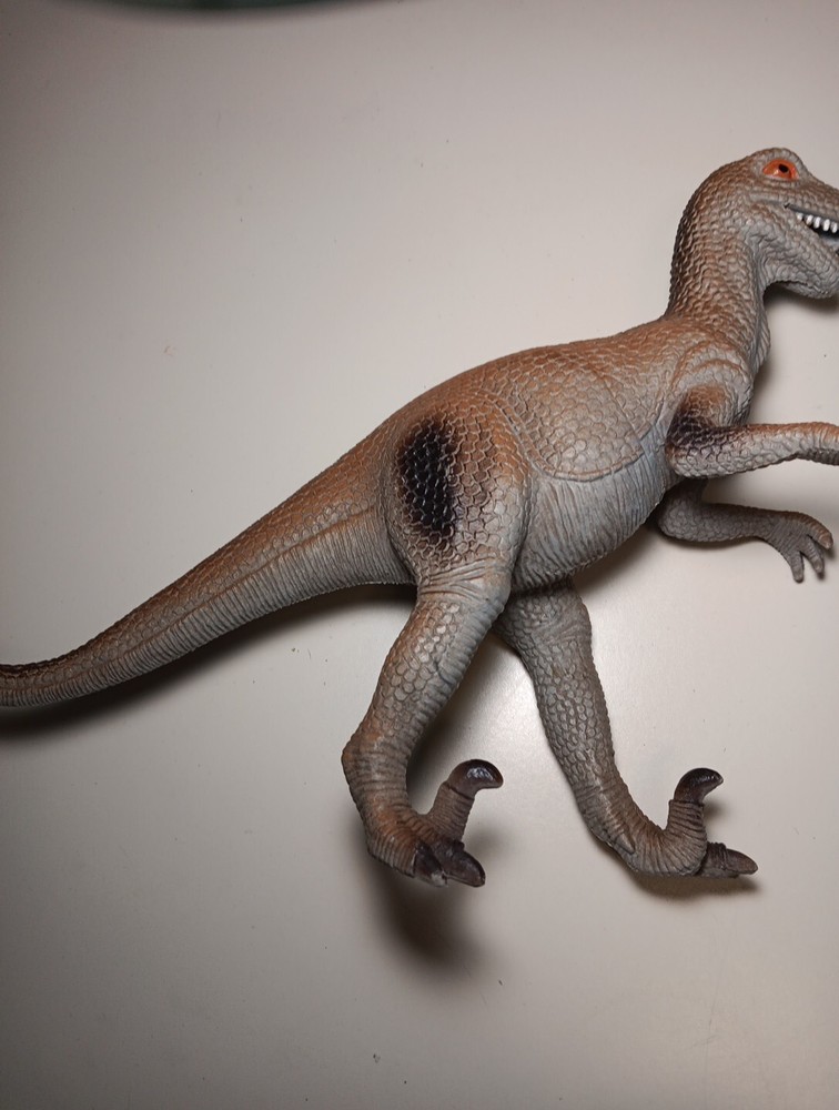 IMPERIAL DEINONYCHUS GREY Dinosaur FIGURE
