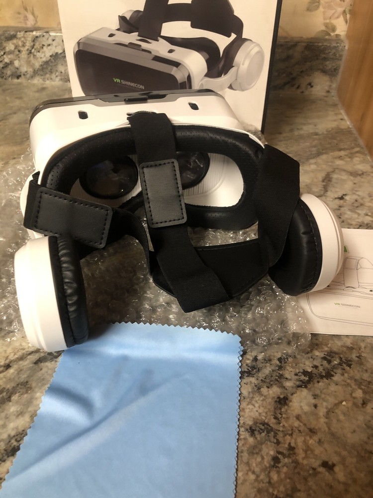 Open Box VR Shinecon Virtual Reality Glasses White Black