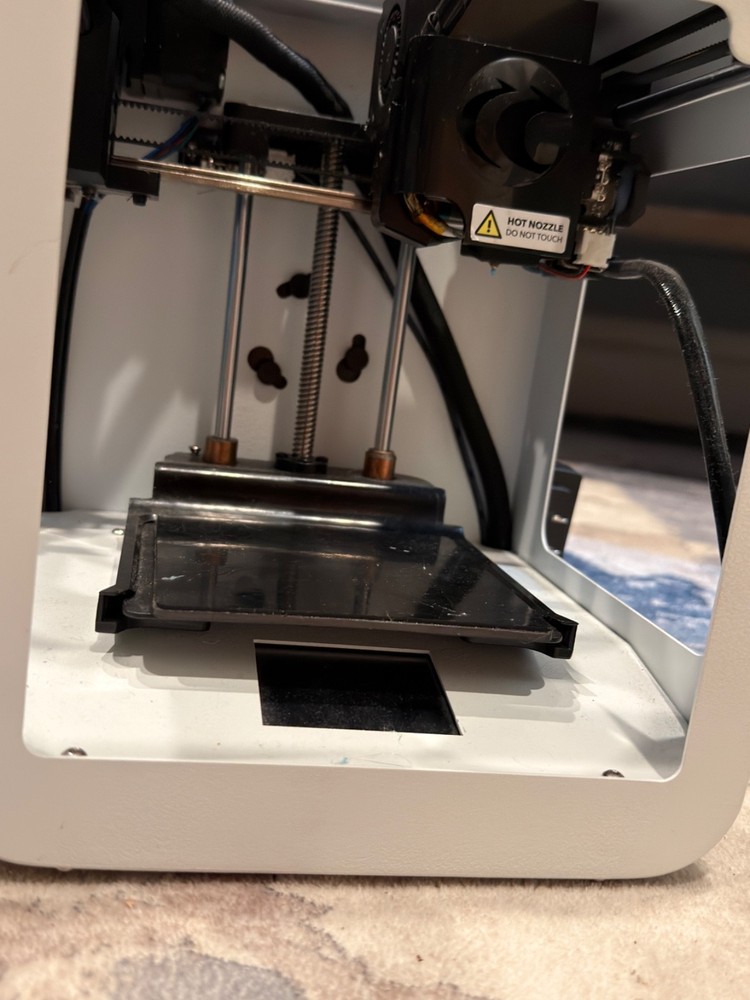 toybox alpha 1 3D printer for kids (with filament)