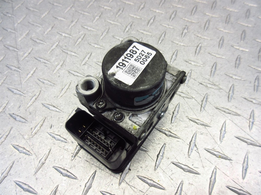 2016 15-18 Indian Chieftain ABS Pump Control Module OEM