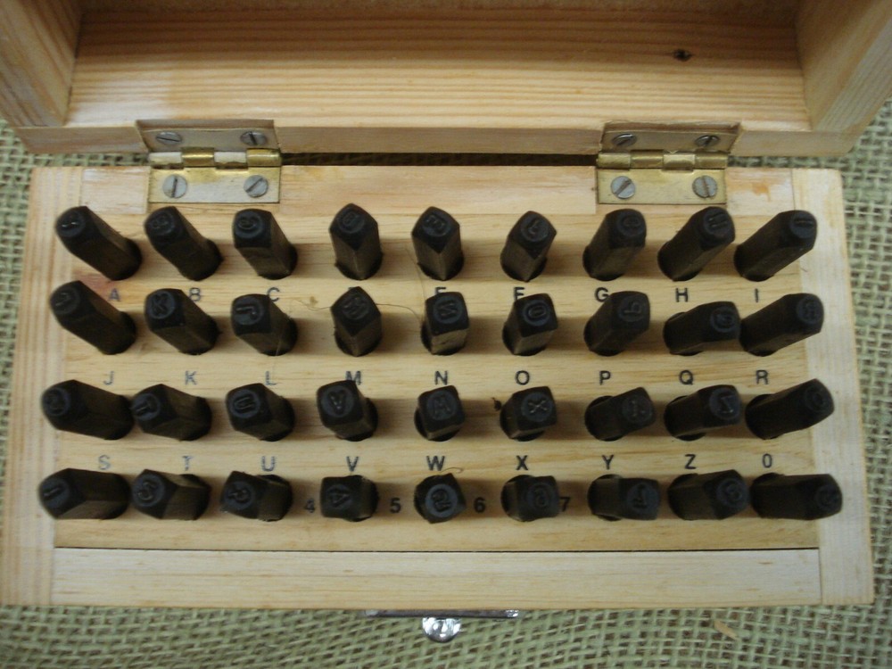 Chinese letters and figures stamps set, not marked, in case