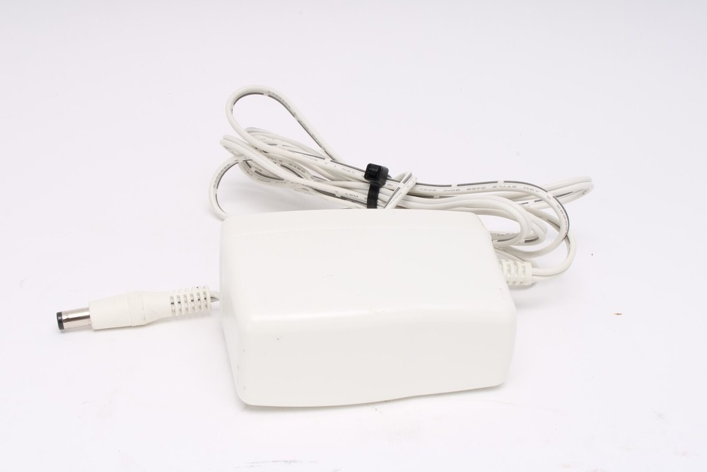 Netgear RBR40 Wireless Mesh WiFi Router System With Power Supply Bundle